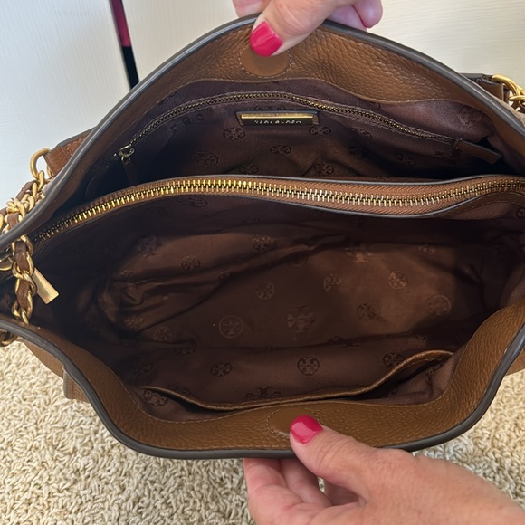 Authentic Tory Burch Small Britton Tote - Picture 4 of 8